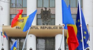 Молдавская оппозиция обвинила власти в превращении страны в мусорную свалку